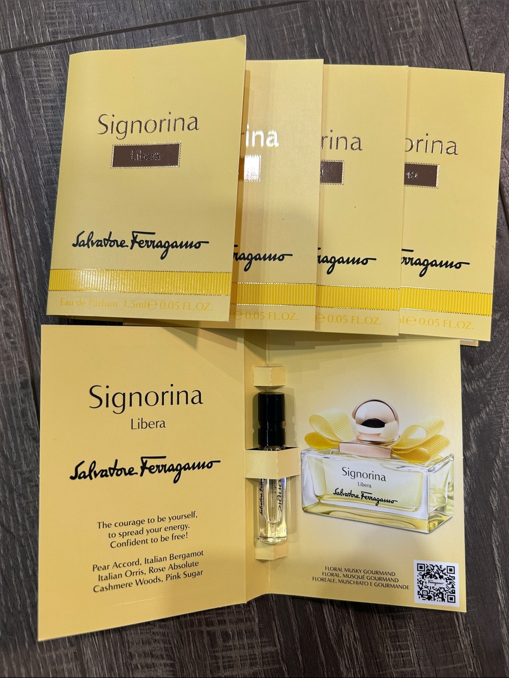 5 pieces Salvatore Ferragamo Signorina Samples set